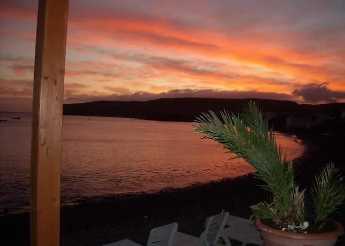 Casa Marinera En La Orilla Del Mar *