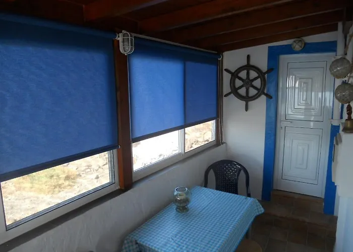 Casa Marinera En La Orilla Del Mar Lajita