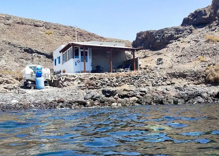 Casa Marinera En La Orilla Del Mar *