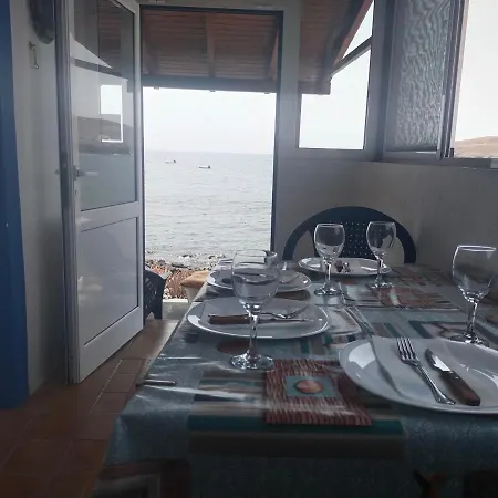 Casa Marinera En La Orilla Del Mar * Lajita