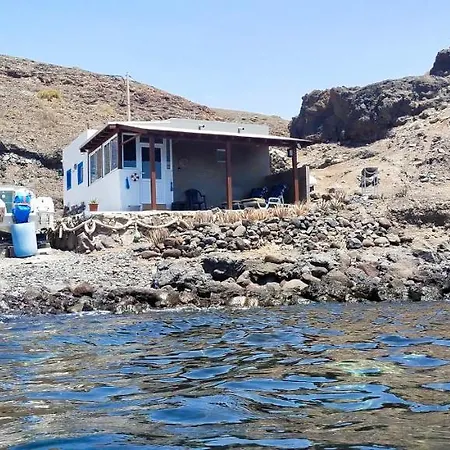 Casa Marinera En La Orilla Del Mar *