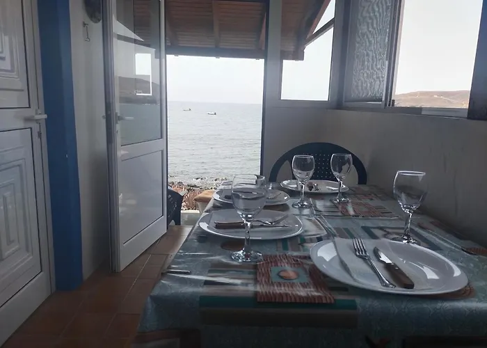 Casa Marinera En La Orilla Del Mar * Lajita